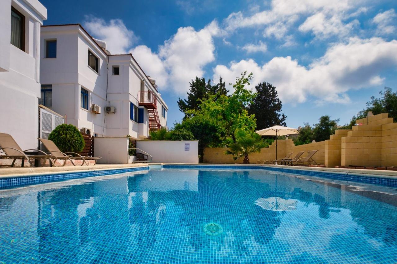 Apartmán Townhouse By The Sea Pirate Harbor Paphos Exteriér fotografie