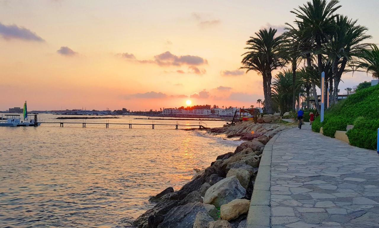 Apartmán Townhouse By The Sea Pirate Harbor Paphos Exteriér fotografie