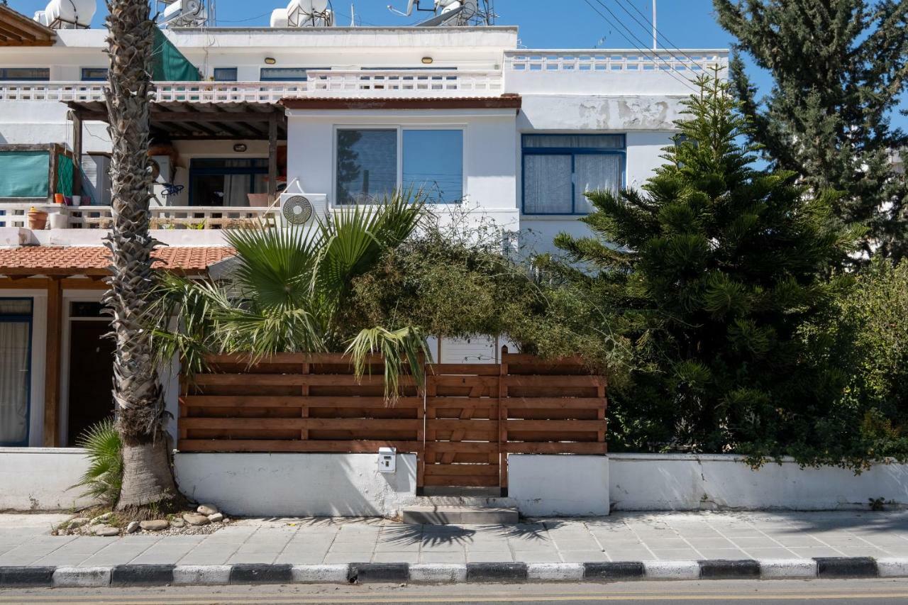 Apartmán Townhouse By The Sea Pirate Harbor Paphos Exteriér fotografie